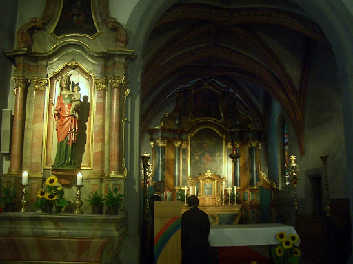 Notre-Dame de Bourgillon a Fribourg フリブール(スイス)のブルギヨンの聖母マリアの聖堂にて