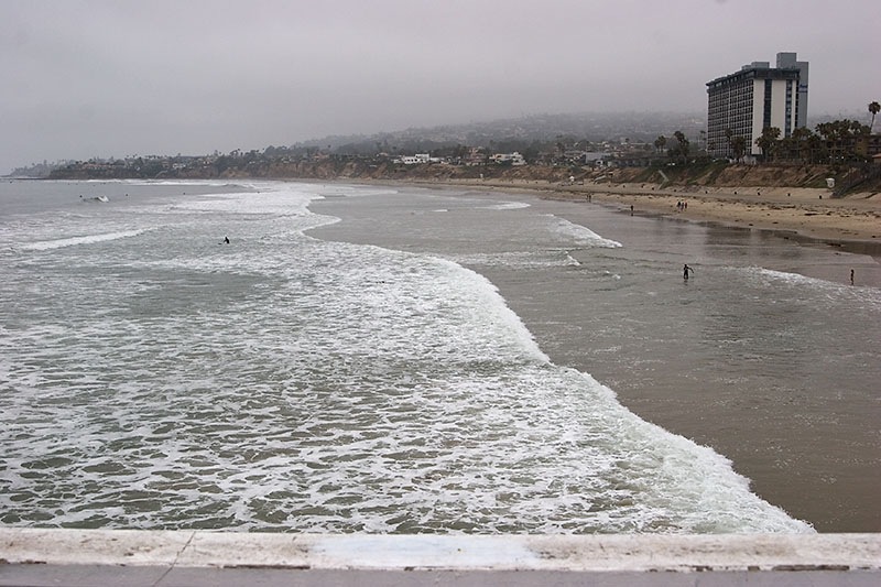 [beach[5].jpg]