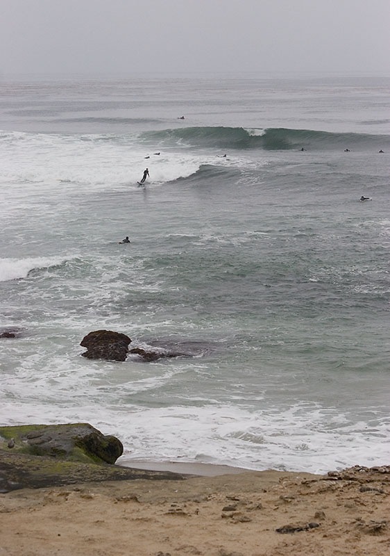 [surfers[4].jpg]