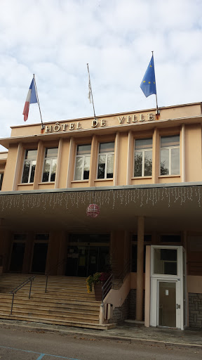 Hôtel De Ville De Divonne