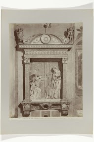 Sculptuur van de Annunciatie