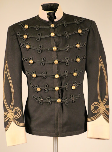 French Artillery Officer's Tunic View 1