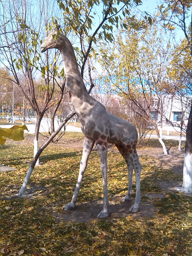 长颈鹿石雕