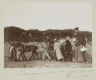 Passagiers bij een pont