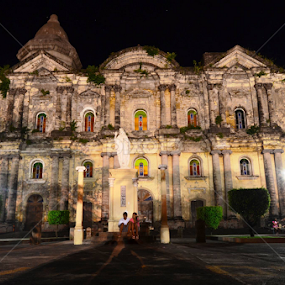 Basilica of St. Martin de Tours, Taal, Batangas. by Cesar Cambay - Buildings & Architecture Places of Worship
