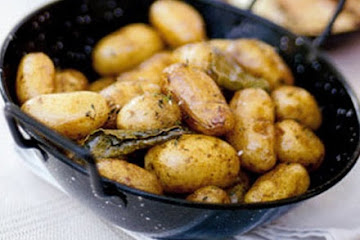 Garlicky fondant potatoes