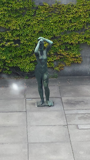 Männer Statue