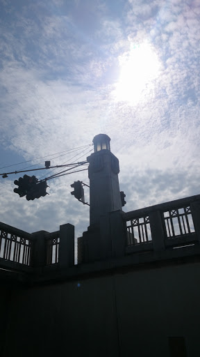 武庫川大橋灯籠