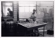 Werkneemster van vleesconcern Coveco in Weert, zij is vakbondslid en strijdt voor behoud van arbeidsplaatsen