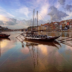 Rabelo boats by Antonio Amen - Transportation Boats