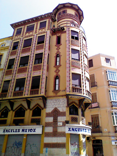 Art-Deco Building