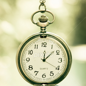 Time by Luana Racan - Typography Quotes & Sentences