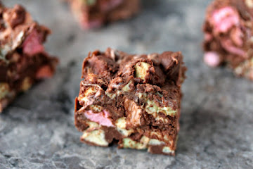 Chocolate Marshmallow Bars Recipe