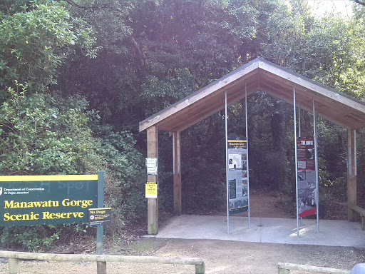 Manawatu Gorge Track - East Entrance