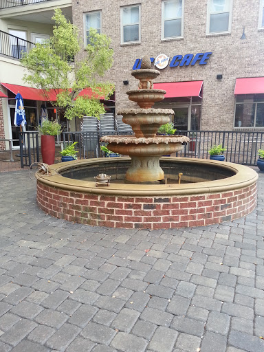 US Cafe Fountain