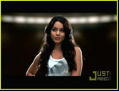 vanessa-hudgens-sears-03