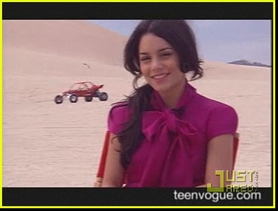 vanessa-hudgens-teen-vogue-september-2008-04