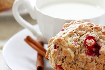 Apple Cranberry Oatmeal Muffins