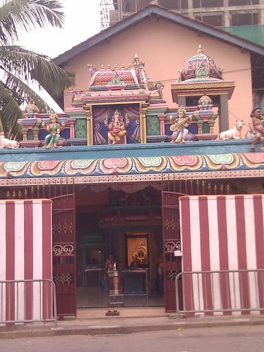 Ganesh Temple near Ramanathan College 