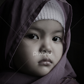 by Dadi Cai - Babies & Children Child Portraits