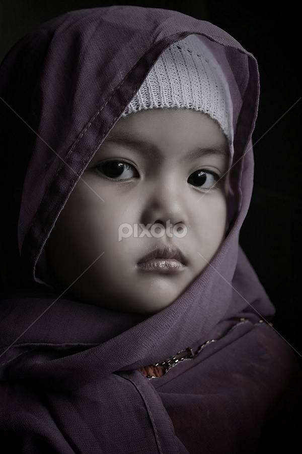 by Dadi Cai - Babies & Children Child Portraits