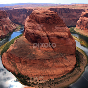 Horseshoe Bend by Kirsten Gamby - Landscapes Waterscapes