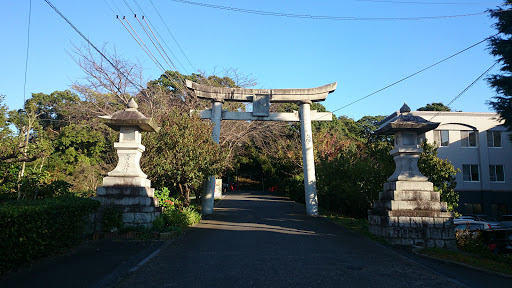 青筵神社の鳥居