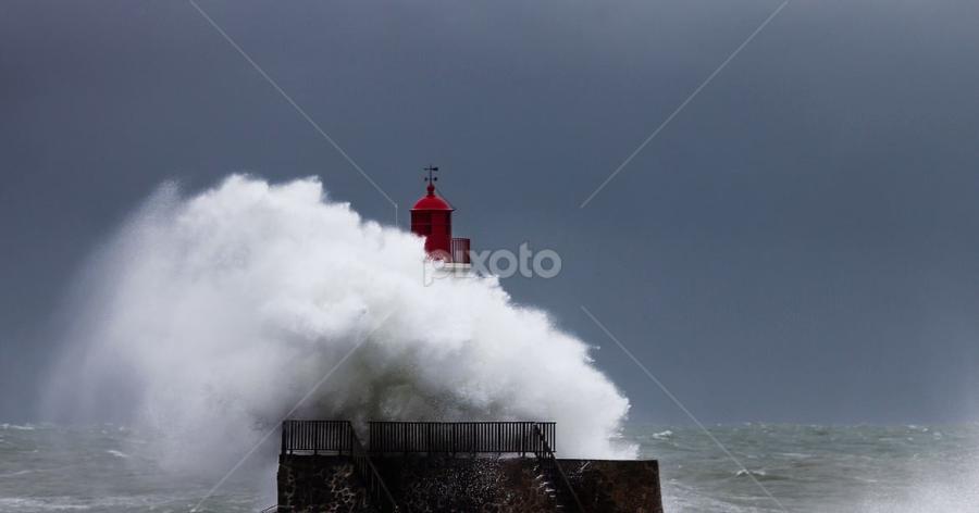 The strom by Rémi Ferreira Nadais - Landscapes Waterscapes