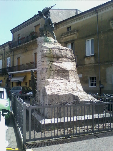 Monumento Ai Caduti Di Spezzano