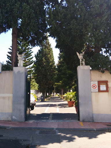Cimitero Letojanni