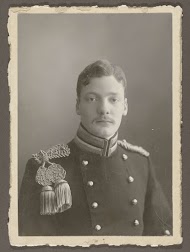 Portret van David Vermeulen in uniform