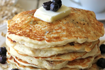 Blueberry Oatmeal Yogurt Pancakes