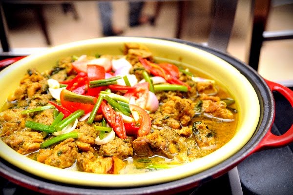 Rendang Ayam Pucuk Ubi - test
