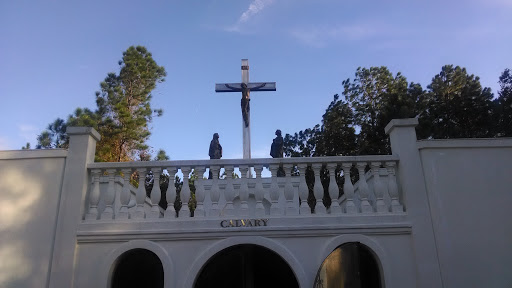 Calvary Monument 