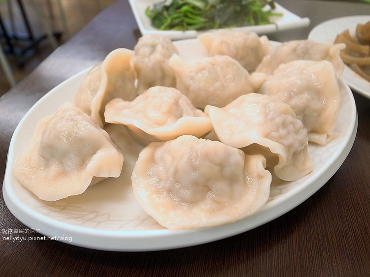 韓舍麵食館，大推蝦仁高麗菜水餃