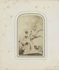 Beeldhouwwerk van een paardentemmer in een park bij Bad Cannstatt