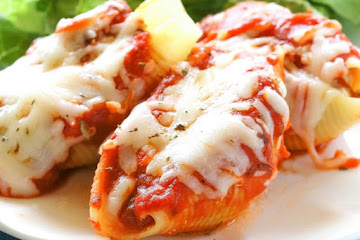 Pizza Stuffed Shells