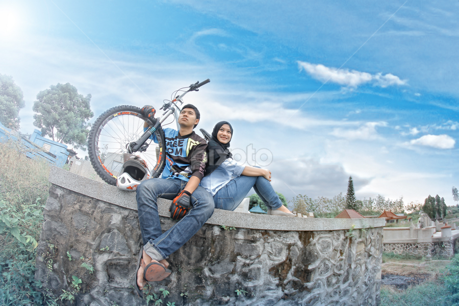 by Aam Light - People Couples