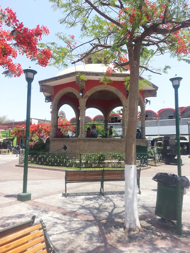Quiosco Plaza Cihualpilli 