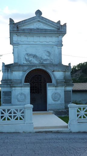 monumento ai caduti di Cartoceto