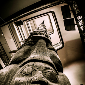 Totem by Enrique Santana Carballo - Artistic Objects Signs