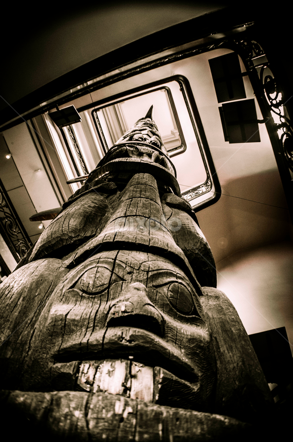 Totem by Enrique Santana Carballo - Artistic Objects Signs