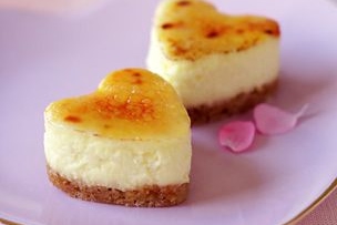 Br&amp;#251;l&amp;#233;ed Mini Cheesecakes