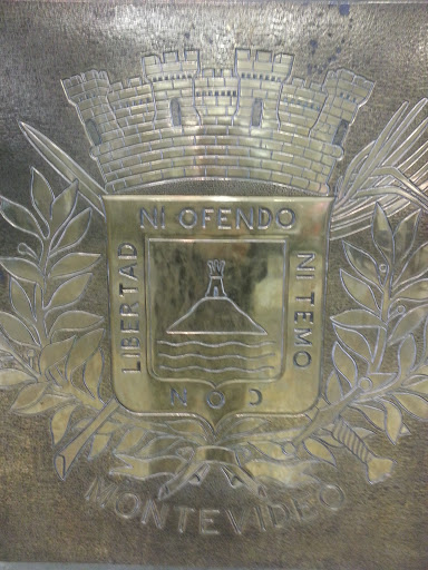 Escudo de La Ciudad De Montevideo