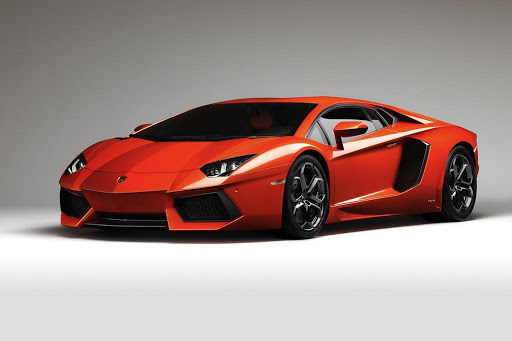 Lamborghini Aventador HD Pics