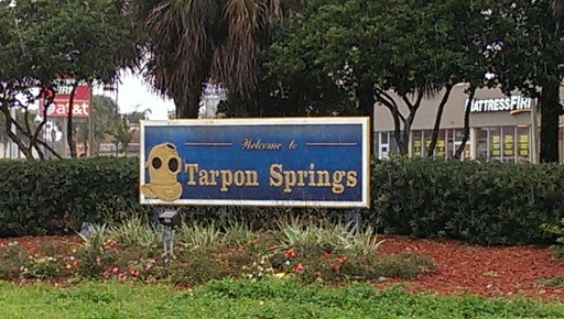 Tarpon Springs Sign