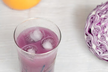 Red Cabbage Grape and Mandarin Juice Homemade